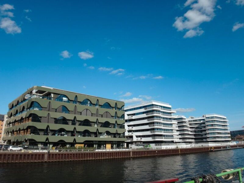 berlin-2-5-hour-east-side-boat-cruise-with-commentary