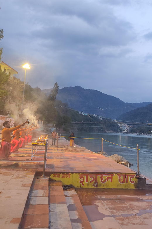 berlin-2-hour-discovery-tour-in-a-volkswagen-t2-van