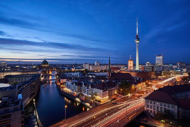 Berlin 3-Course Dinner Cruise - FAQ