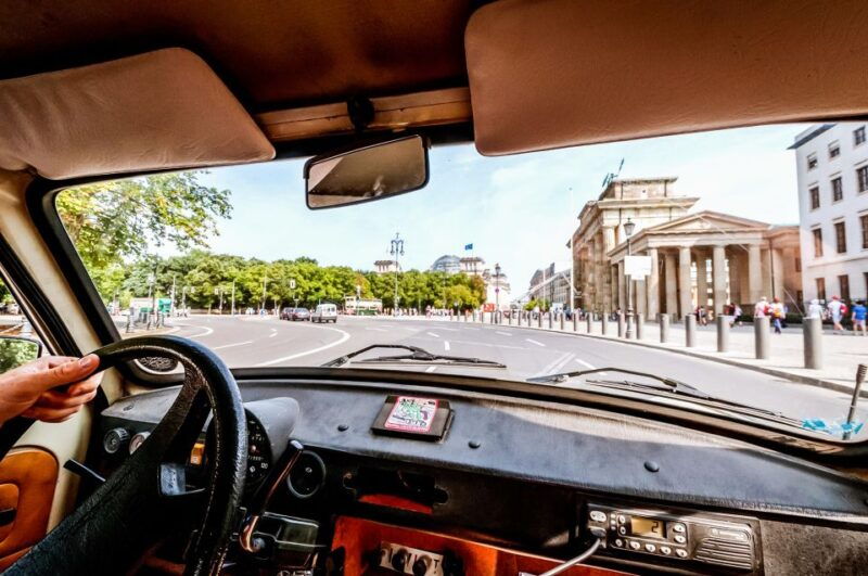 berlin-75-minute-trabi-safari