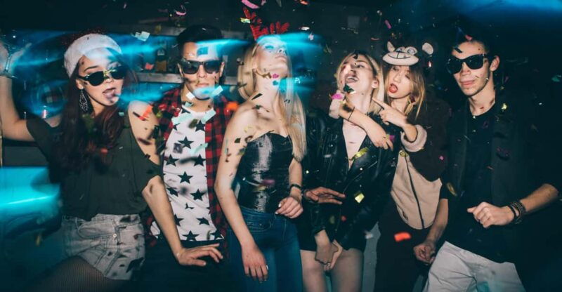 berlin-bar-party-tour-with-free-shots-vip-club-access