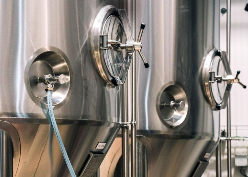 berlin-berliner-berg-brewery-tour-with-beer-tasting