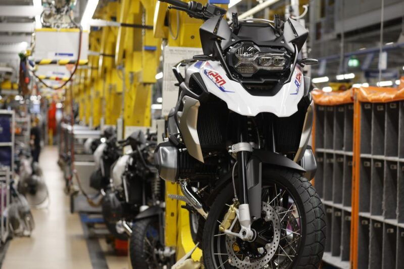 berlin-bmw-motorrad-plant-guided-tour