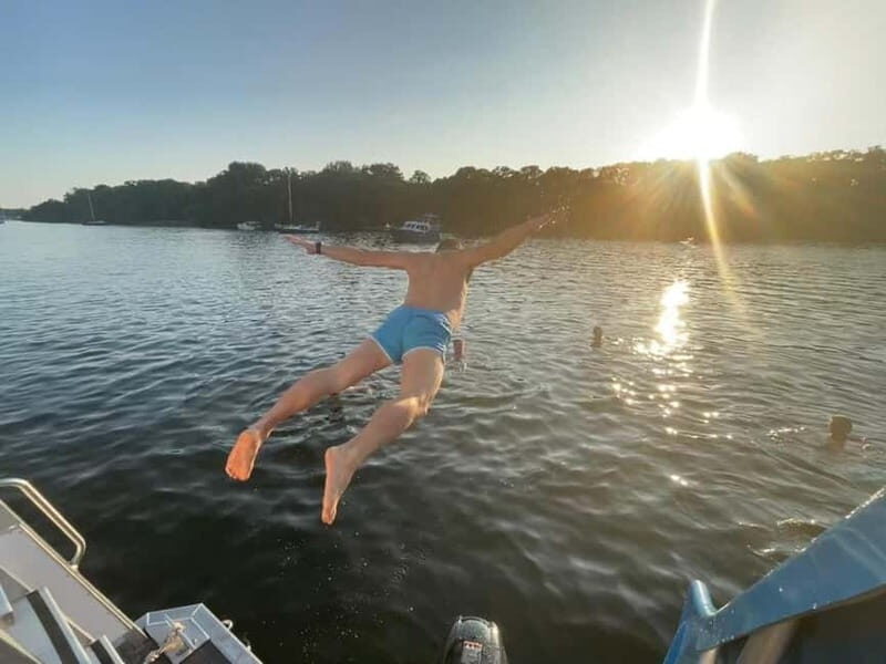 Berlin: Boat Rental BBQ boat with waterslide for 12 people - Key Points
