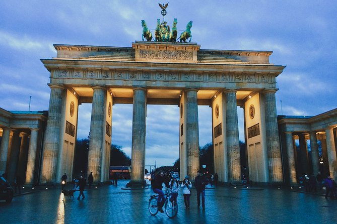 berlin-by-night-private-tour-all-must-see-sites-magically-lit-up-at-night