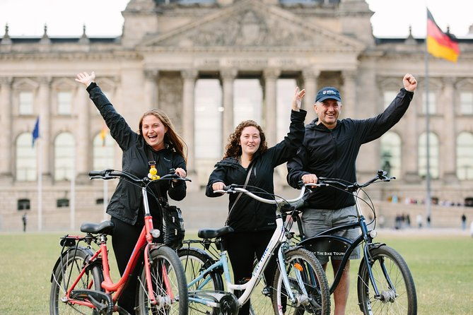 berlin-city-bike-tour-with-beer-garden-stop