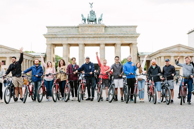 berlin-city-bike-tour-with-beer-garden-stop