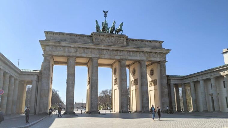 berlin-city-center-self-guided-fun-facts-tour