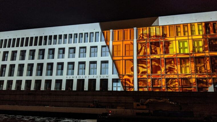 berlin-city-center-self-guided-fun-facts-tour