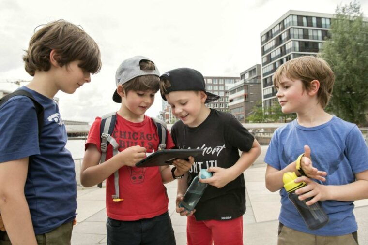 berlin-city-exploration-scavenger-hunt-for-kids-with-geolino