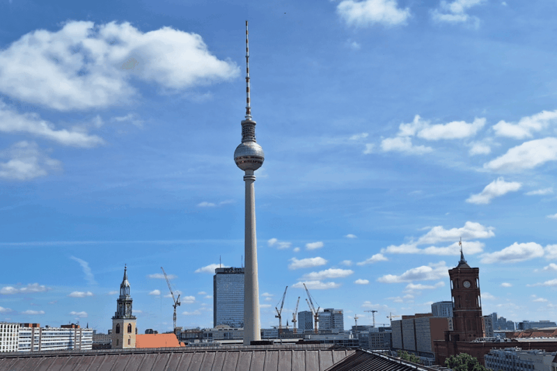 berlin-city-highlights-express-panorama-roof-terrace