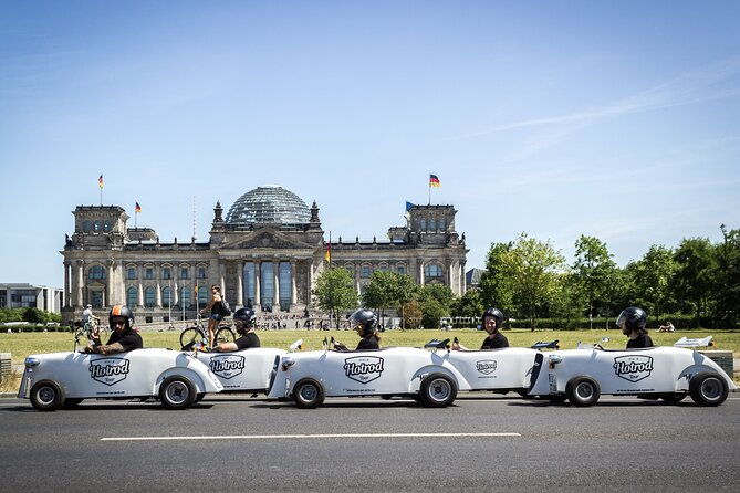 berlin-city-tour-in-a-mini-hotrod