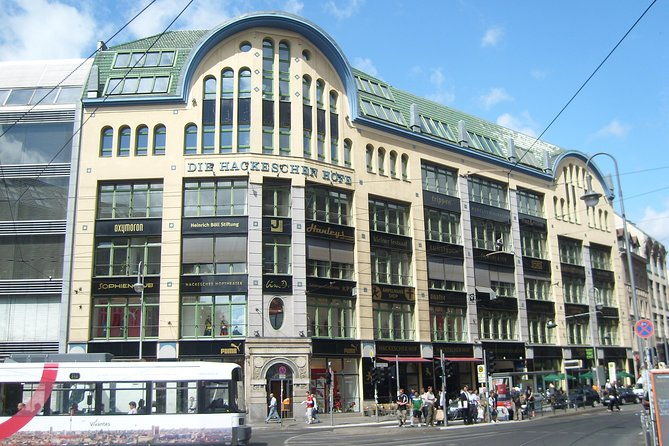 berlin-city-walking-tour-of-scheunenviertel-and-hackesche-hofe-in-berlin-mitte