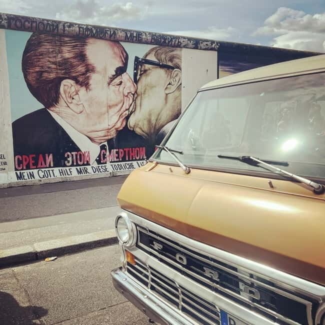 Berlin: DIY & Subculture Sightseeing in a 1972 Ford Van! - An In-Depth Look at the Tour Experience