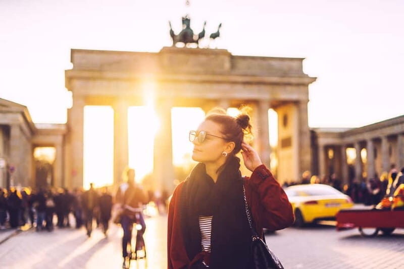 Berlin Essentials: Private Photoshoot at Berlin's top sites - Who Should Consider This Experience