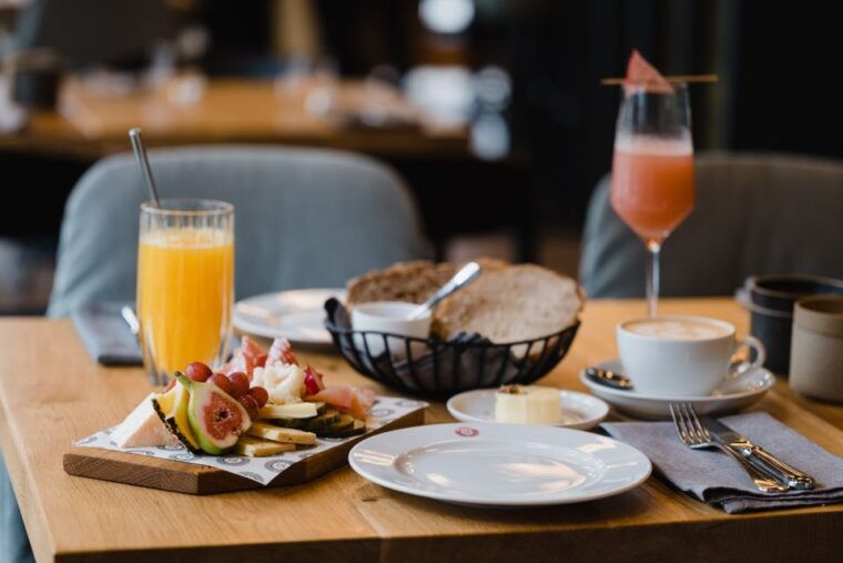 berlin-fine-dining-breakfast-with-champagne-in-schoneberg