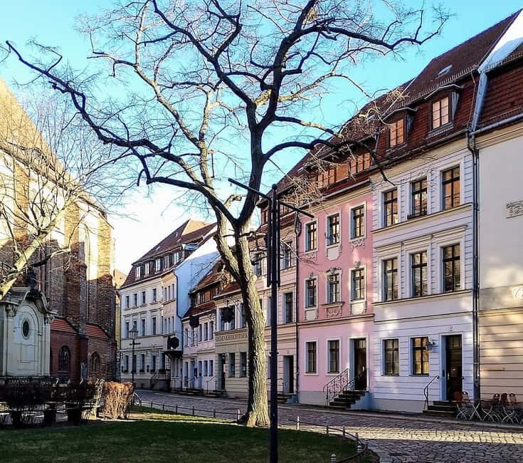 Berlin: From East to West & Wall Tour by Bike with a Guide - Why This Tour Stands Out