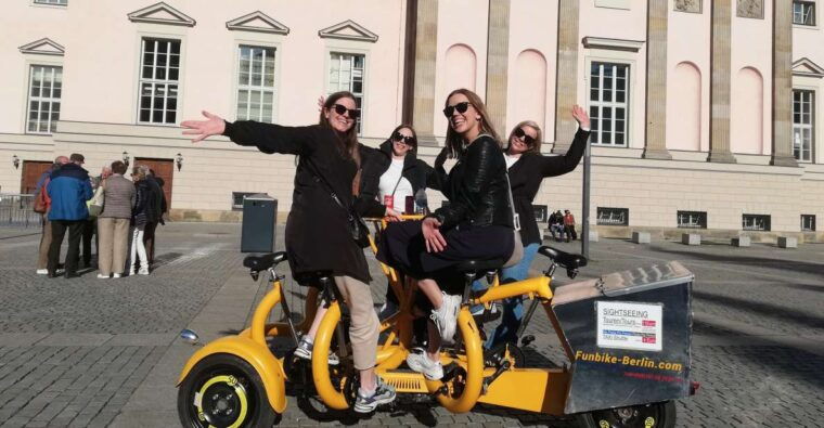 berlin-fun-private-guided-sightseeing-tours-with-teambikes