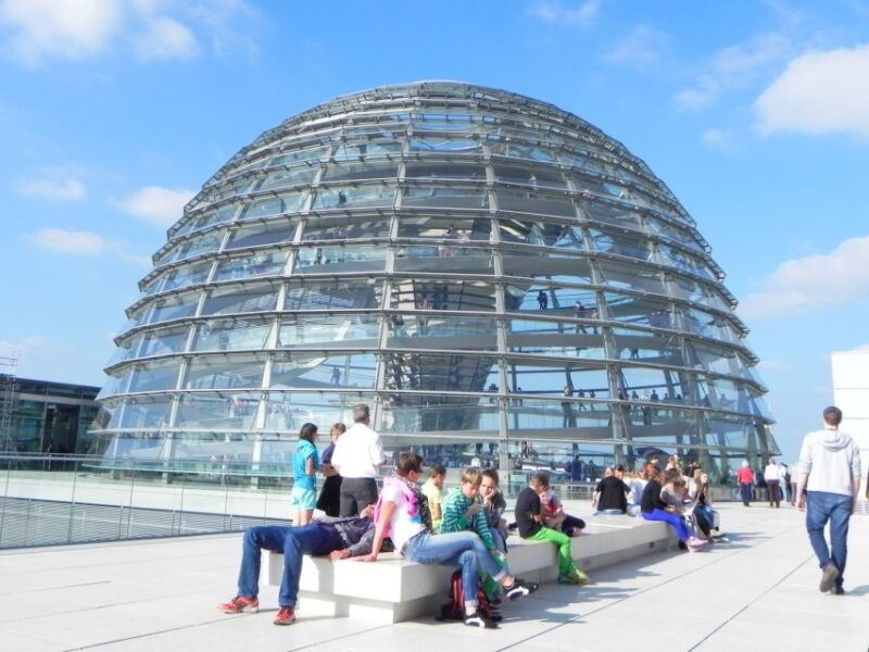 berlin-government-district-tour-and-reichstag-dome-visit