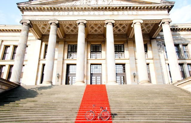 berlin-highlights-guided-bike-tour