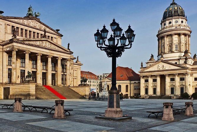 Berlin Highlights Private Guided Walking Tour - The Guide and Experience