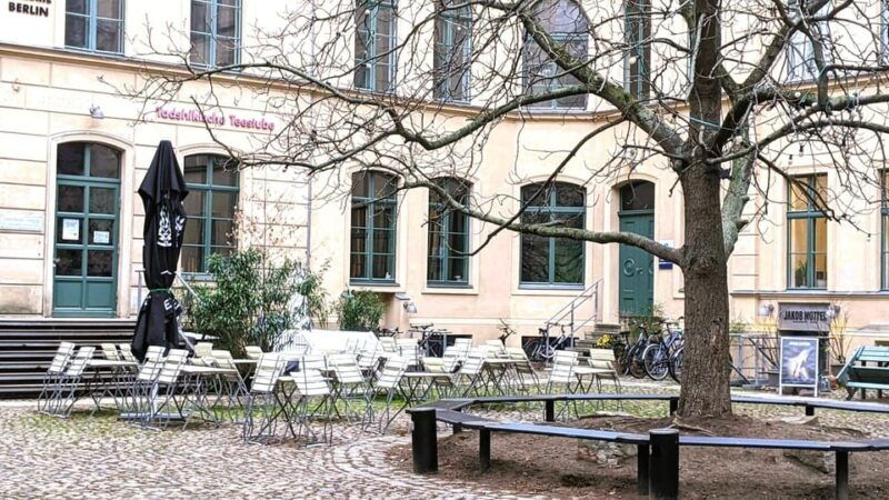 berlin-historic-backyards-guided-neighbourhood-walk