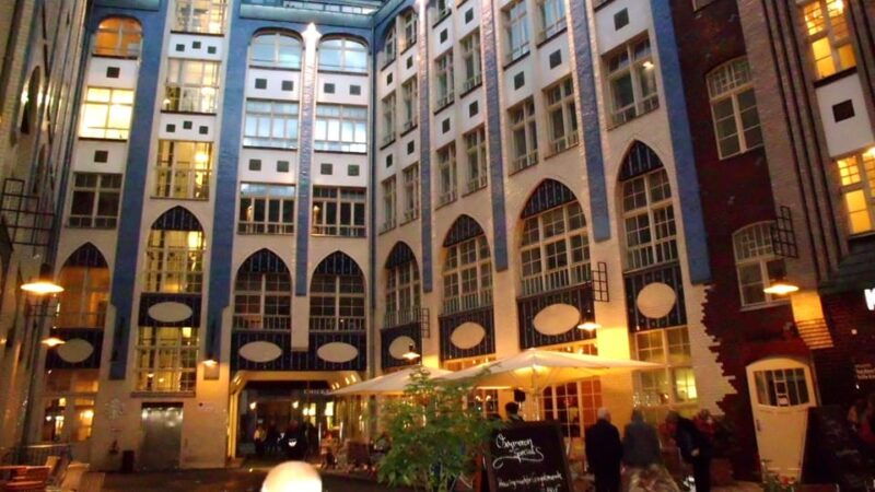 berlin-historic-backyards-guided-neighbourhood-walk