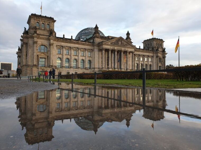 berlin-historical-highlights-walking-tour