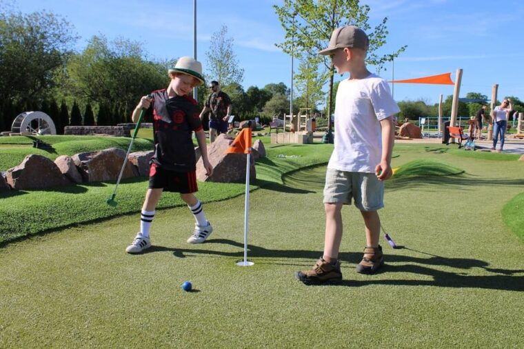 berlin-holland-park-day-ticket