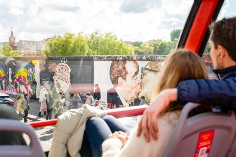berlin-hop-on-hop-off-bus-with-boat-cruise-option