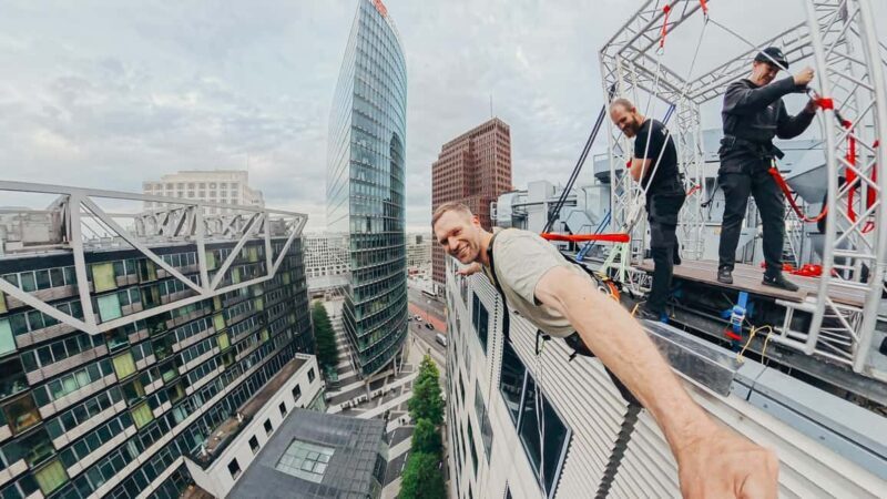 Berlin: House Running at "Das Center" Berlin 40m vertical! - Who will love this?  