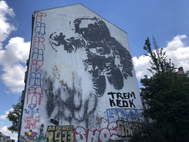 berlin-kreuzberg-street-art-graffiti-self-guided-tour