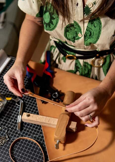 Berlin: Leather Craft Workshop with Local Designer - FAQ