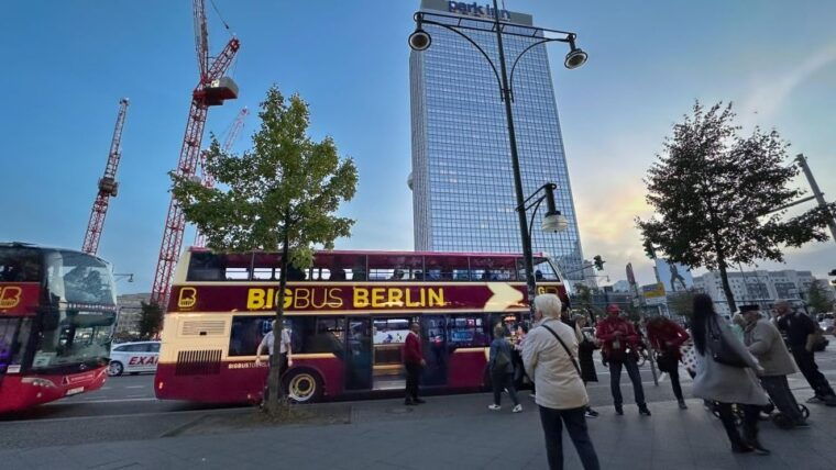 berlin-live-guided-evening-sightseeing-tour-by-open-top-bus