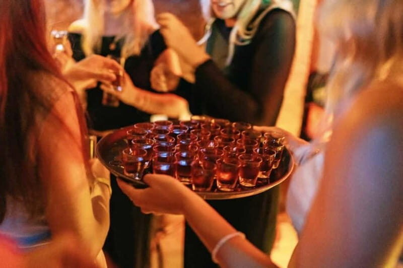 Berlin: Ludwig's Original Pub Crawl with VIP Club Entry - What Is Included and Why It Matters