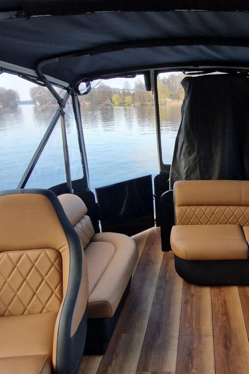 berlin-luxury-pontoon-kuba-rental