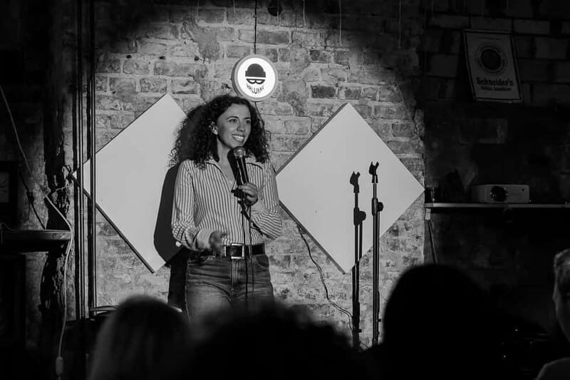 Berlin: Mila Panic English Standup Comedy Show RAW - Venue and Atmosphere: Cozy, Small-Group Setting