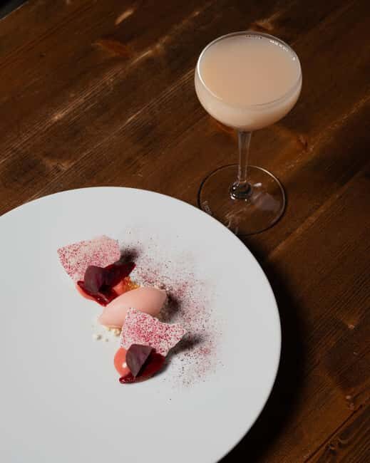 Berlin: New Year's Eve Vegan Michelin Dinner at Bonvivant - An In-Depth Look at the Experience