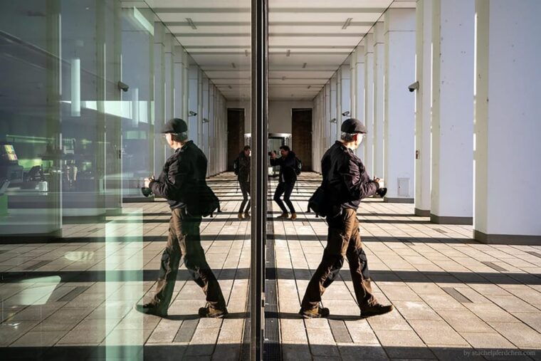 berlin-photo-course-modern-architecture-reflections