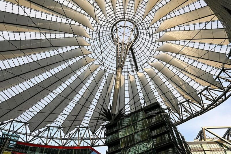 berlin-potsdamer-platz-tour-the-unexpected