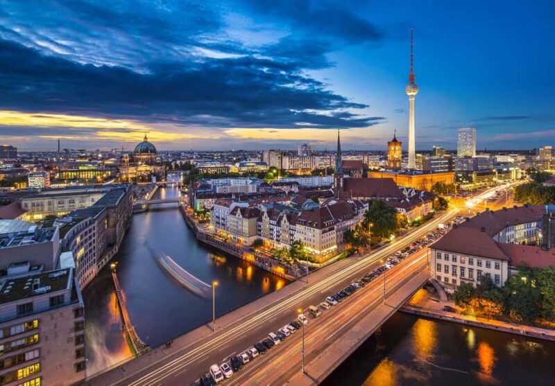 Berlin: Private Arts and Creative Scene Walking Tour - FAQ about the Berlin Private Arts and Creative Scene Walking Tour