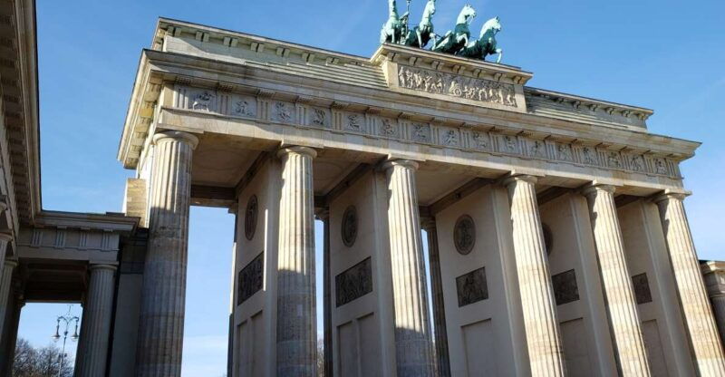 berlin-private-city-highlights-tour-by-minivan