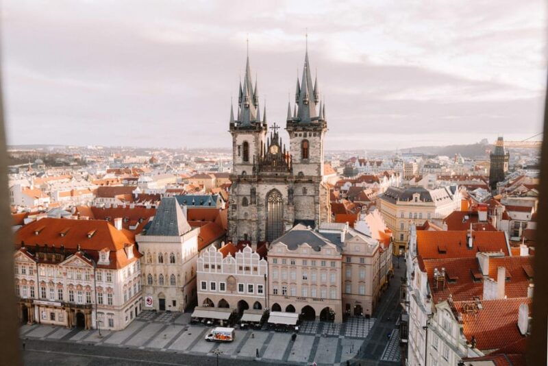 berlin-private-day-trip-to-prague-with-hotel-pickup