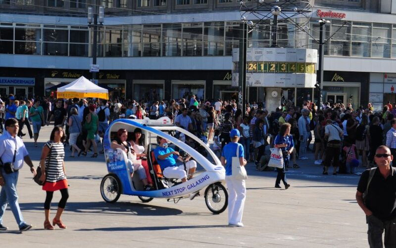 berlin-private-guided-e-rickshaw-tour