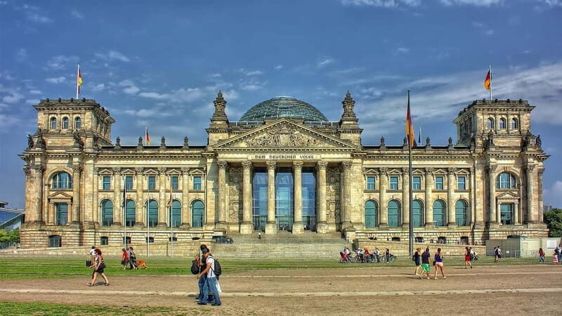 Berlin: Private Half Day Sightseeing Ride with a Local - Transportation & Duration