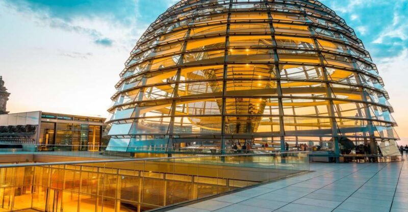 berlin-private-reichstag-and-glass-dome-tour