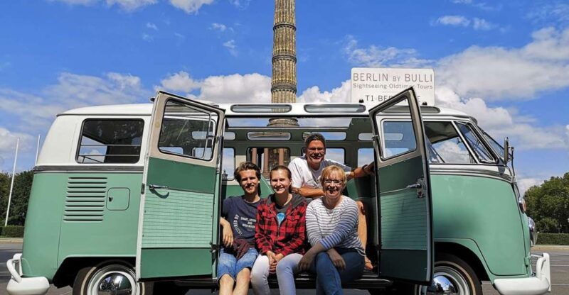 berlin-private-sightseeing-tour-in-iconic-oldtimer-vw-bus