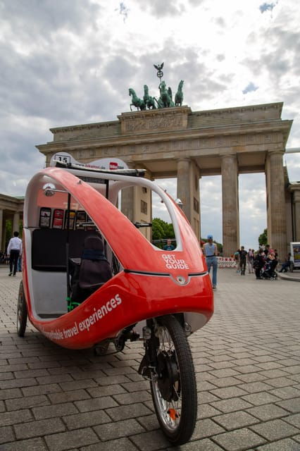berlin-private-sightseeing-tour-with-guide-in-an-e-rickshaw