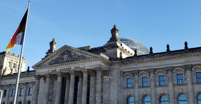 berlin-private-tour-of-government-district-with-glass-dome