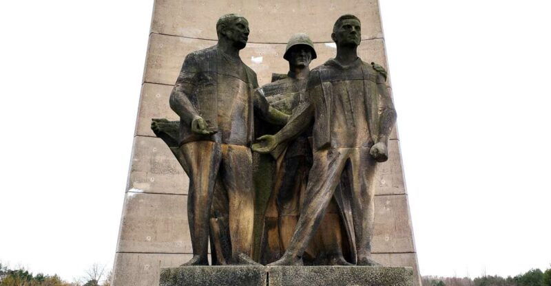 berlin-private-van-tour-to-sachsenhausen-concentration-camp